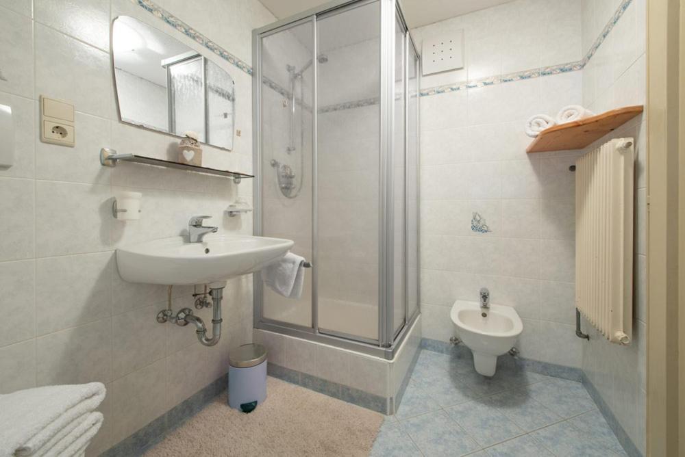 Apartamento Kradorferhof Santa Maddalena in Casies Habitación foto